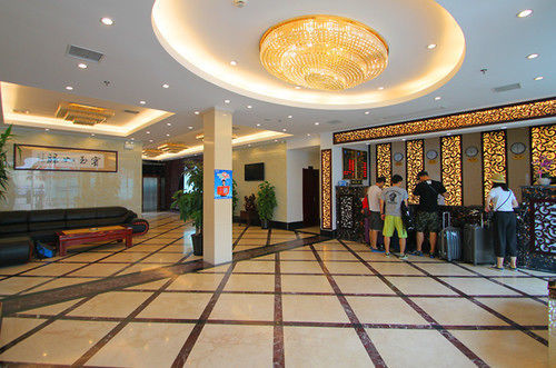 Shanghai Shuiting Holiday Hotel Екстериор снимка
