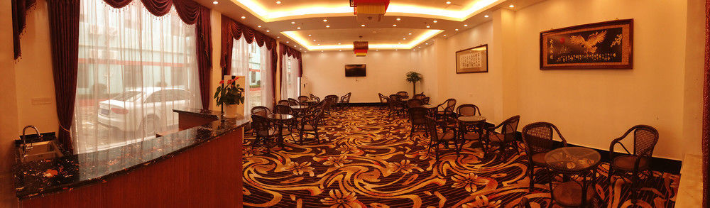 Shanghai Shuiting Holiday Hotel Екстериор снимка
